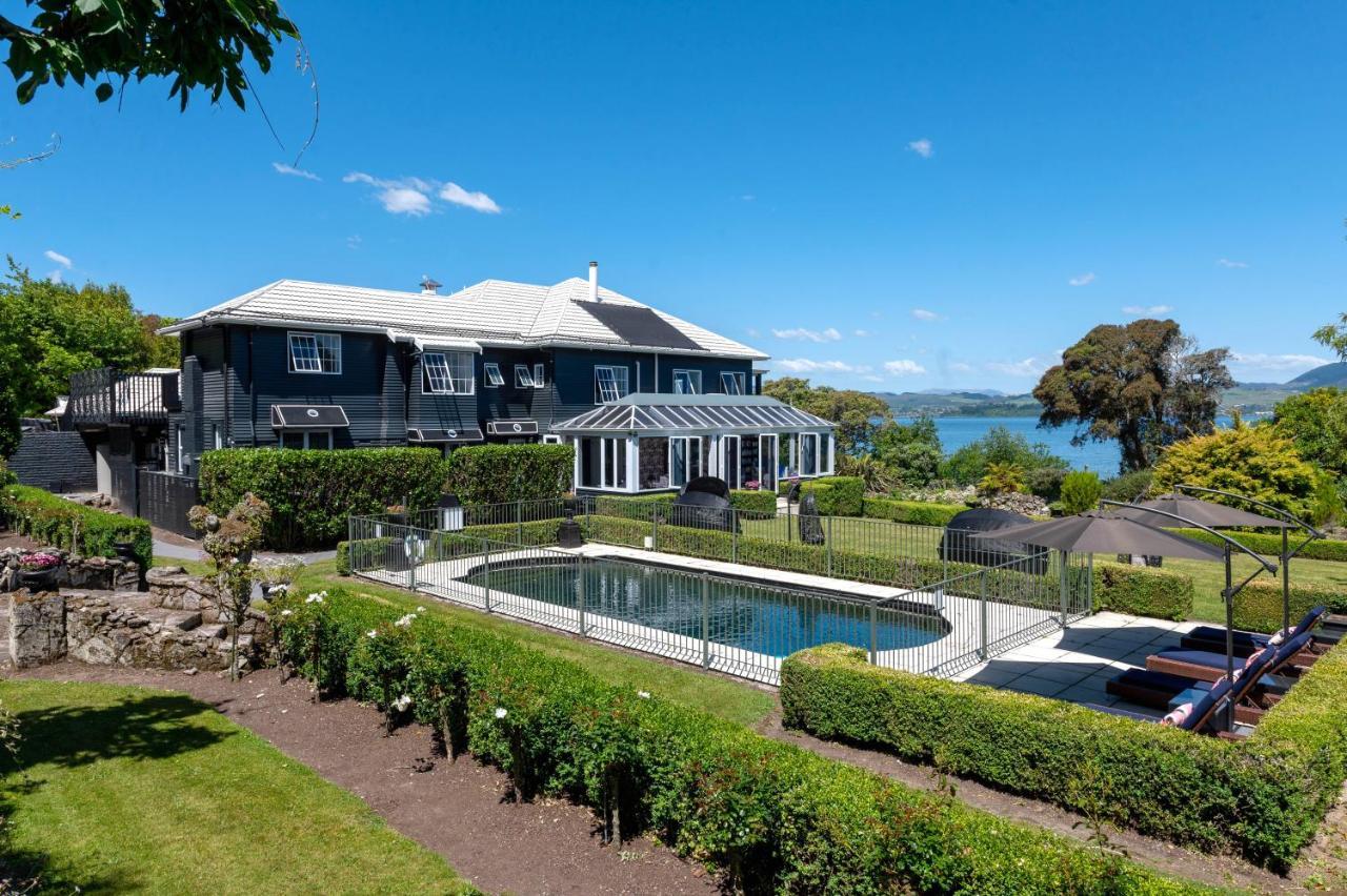 Black Swan Lakeside Boutique Hotel Rotorua Kültér fotó