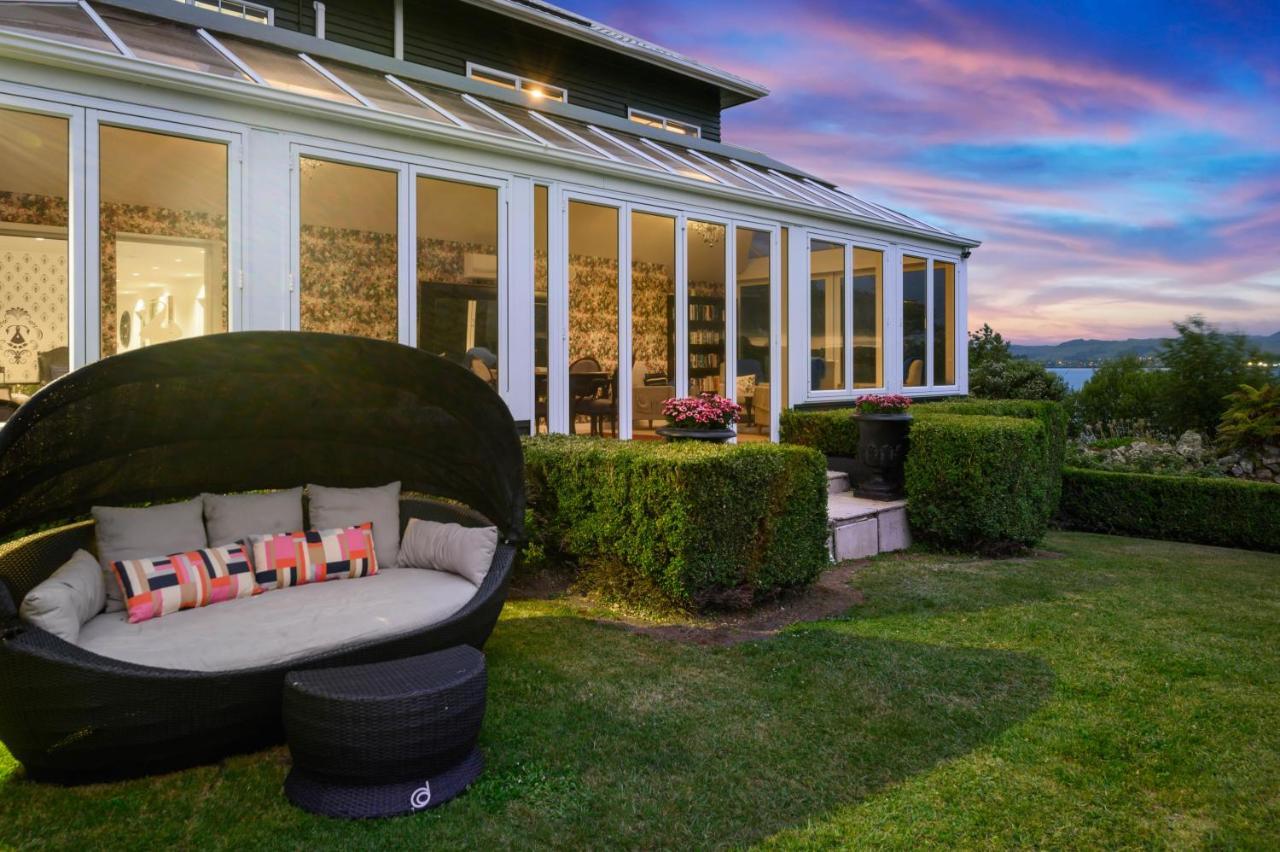 Black Swan Lakeside Boutique Hotel Rotorua Kültér fotó